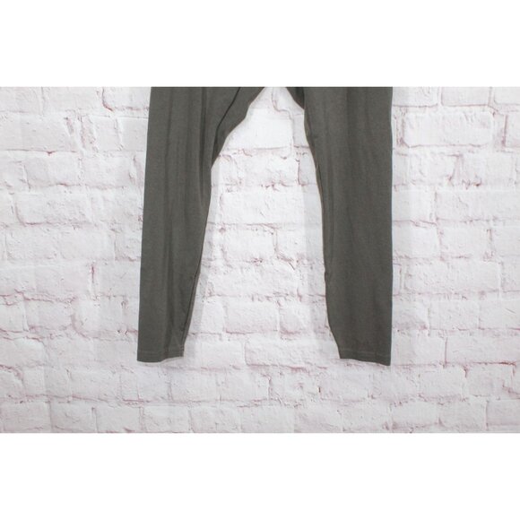 LL Bean Perfect Fit Pants Leggings Dark Taupe Size M Pet - Picture 3 of 11